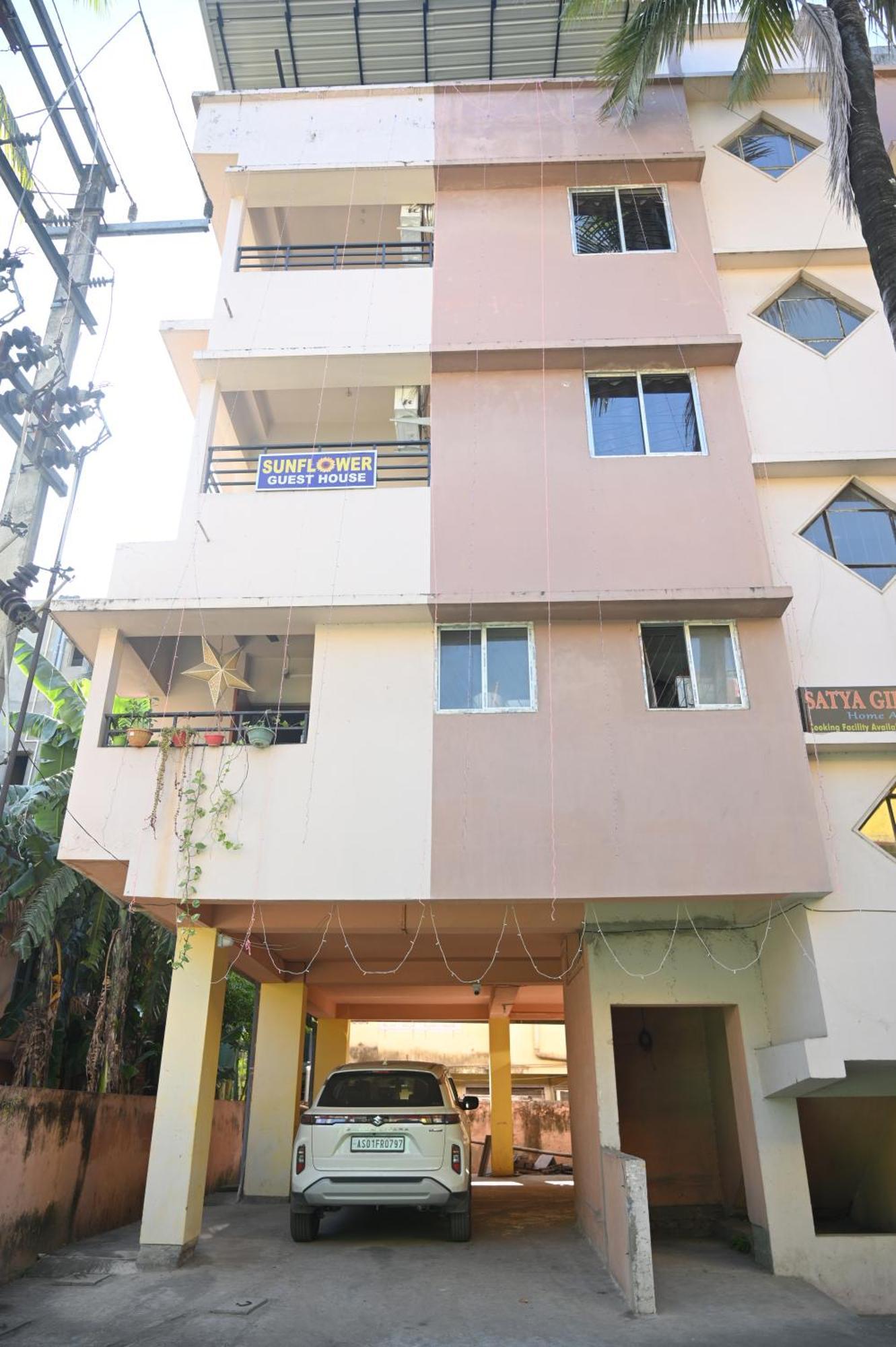 Sunflower Guest House Guwahati Eksteriør billede